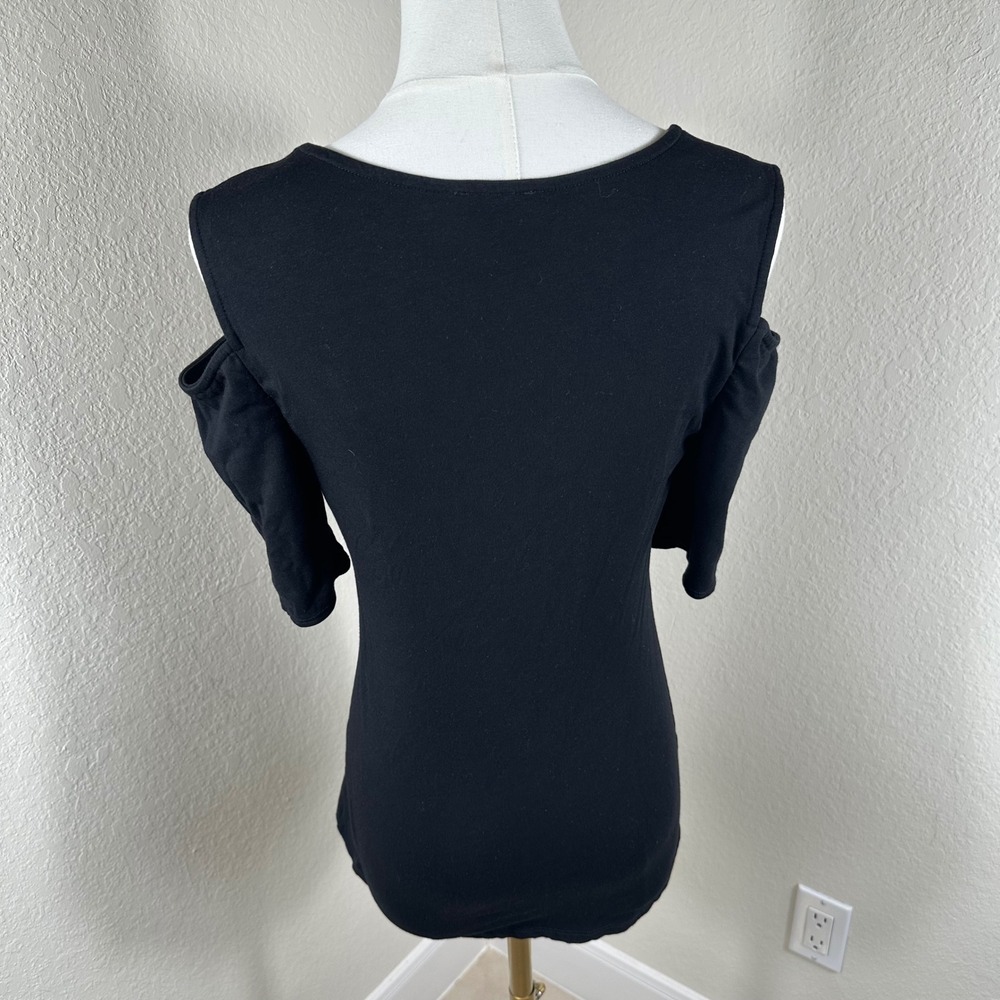Express Cold Shoulder Top Women S Black Solid Knit Short Sleeve Edgy Minimalist - Picture 2 of 6